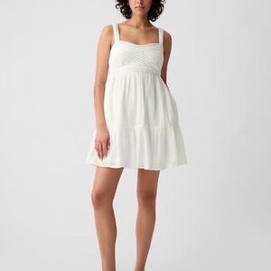 GAP Crochet White Dress Size Small Graduation/Bridal/Summer